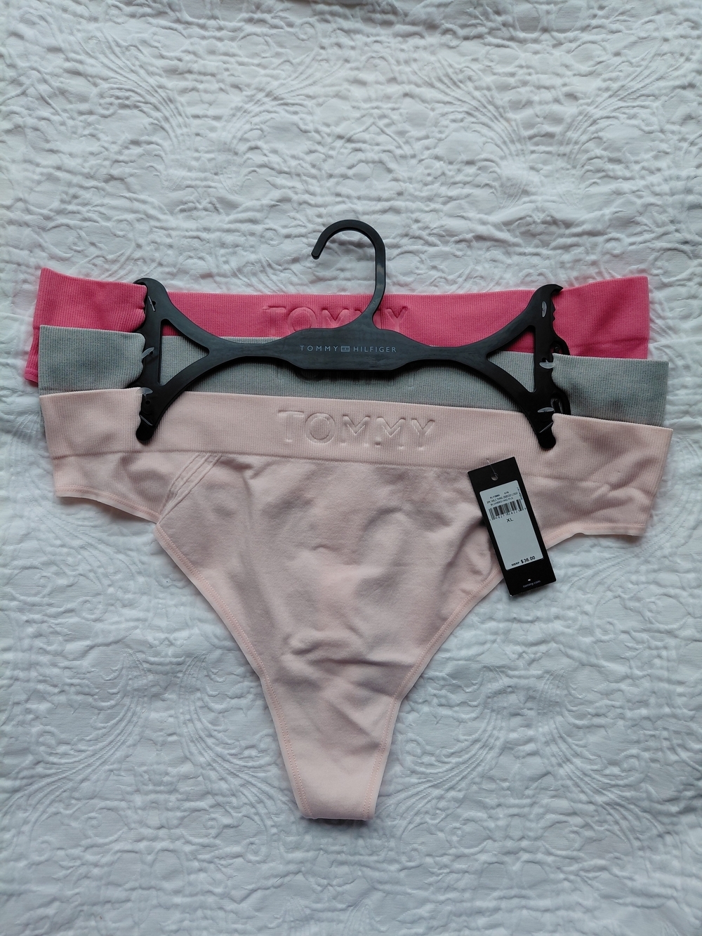 Tommy Hilfiger 3-Pack Seamless Thongs in Pink, Gray, Light Pink Sz XL